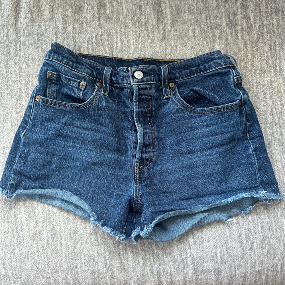 Levi’s 501 dark wash shorts